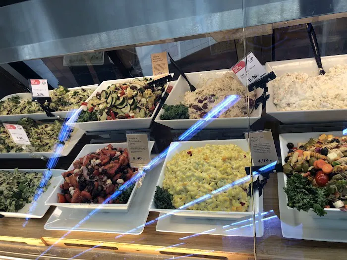 Hy-Vee Grocery Store 3