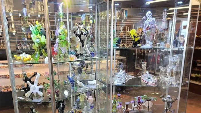 G & G Smoke & Vape Shop | Kratom, Delta 8, CBD 7