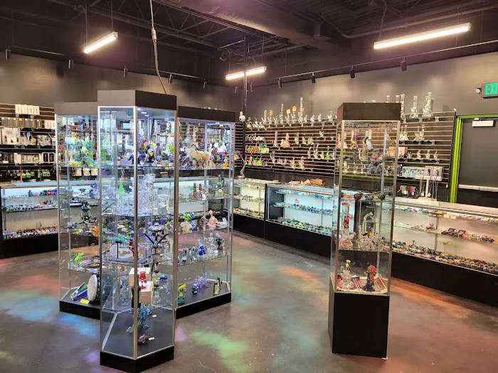 G & G Smoke & Vape Shop | Kratom, Delta 8, CBD 2