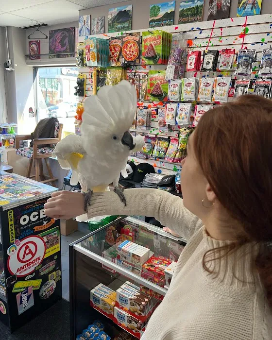 Super Groovy's Psychedelic Bodega Smoke Shop | Vapes, HHC, CBD, Kratom, Glass 0