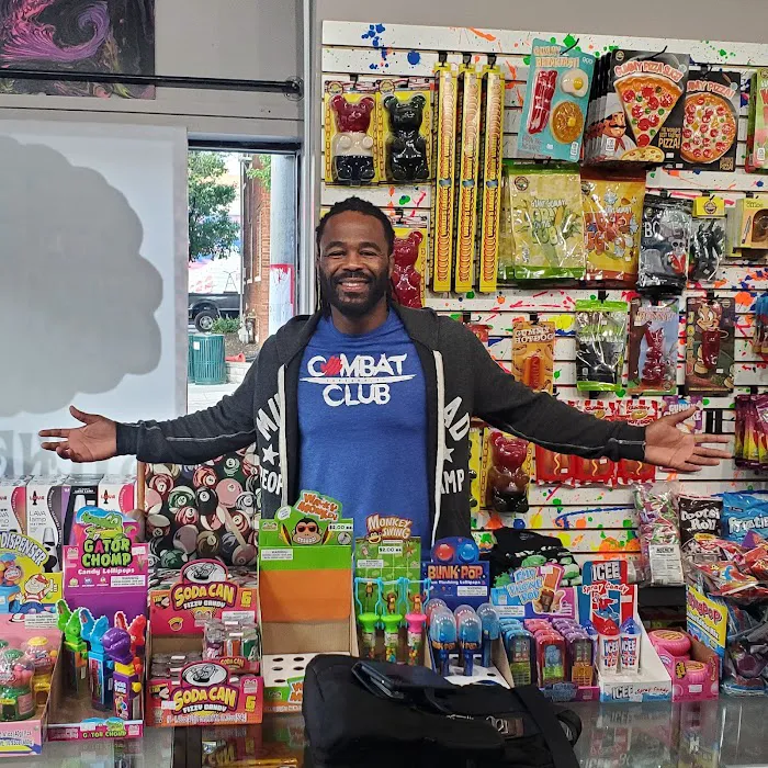 Super Groovy's Psychedelic Bodega Smoke Shop | Vapes, HHC, CBD, Kratom, Glass 6