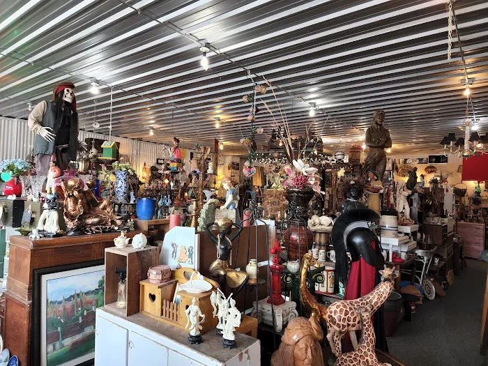 Junk-n-Treasure Thrift Store 6