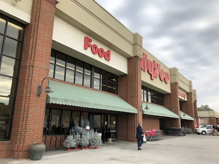 Hy-Vee Grocery Store 2