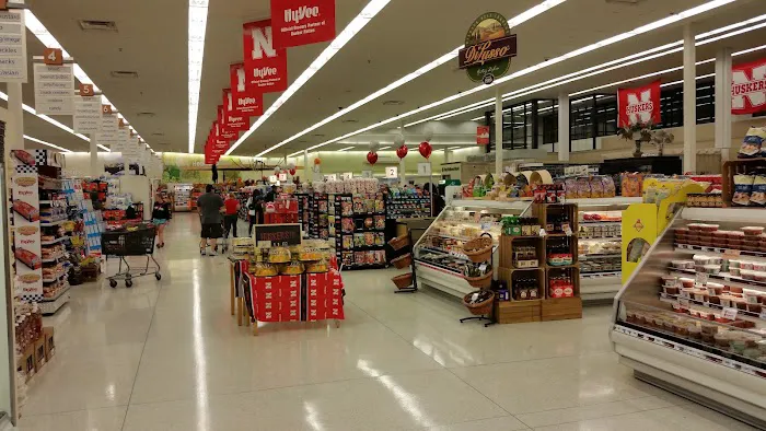 Hy-Vee Grocery Store 8