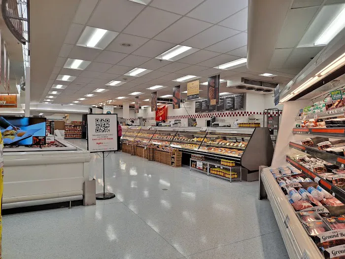 Hy-Vee Grocery Store 6