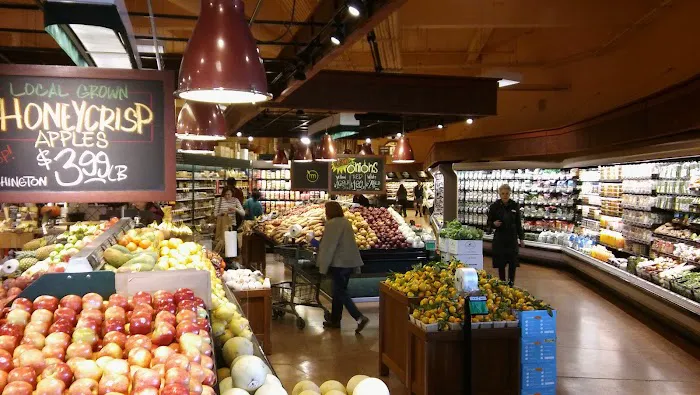 Metropolitan Market West Seattle (Admiral) 7