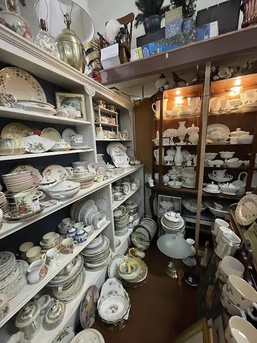 Antique Mall of West Seattle 0