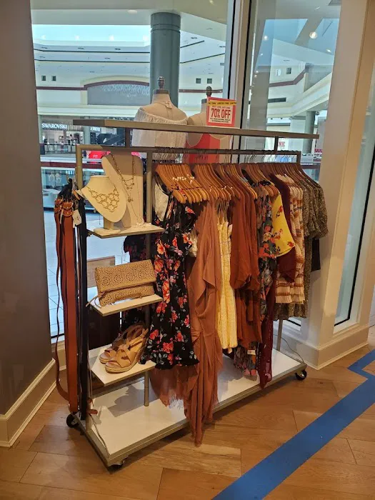 francesca's 4