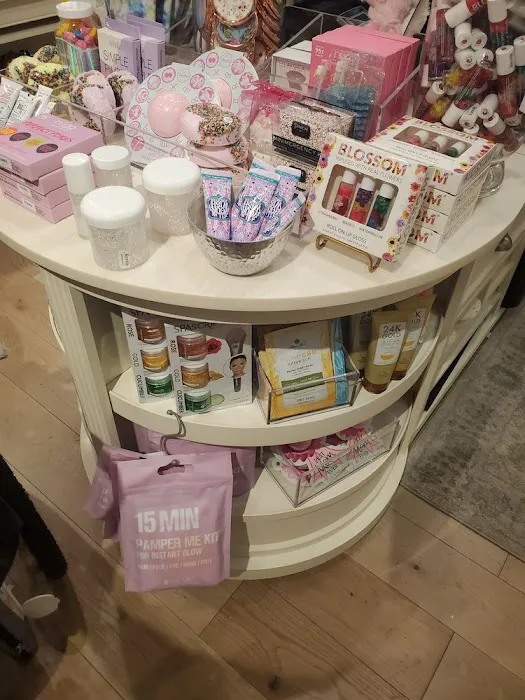 francesca's 6