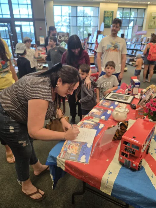 Barnes & Noble 8