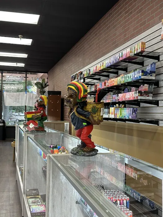 Head West smoke shop 2 0