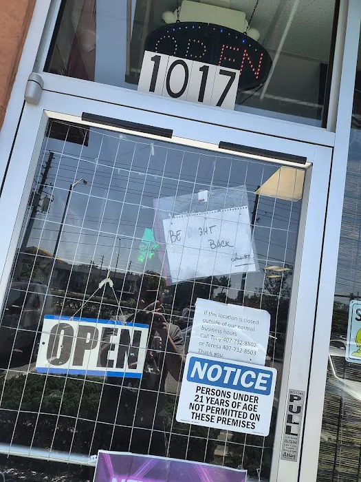 Area 51 Smoke Shop Altamonte Springs Florida 3