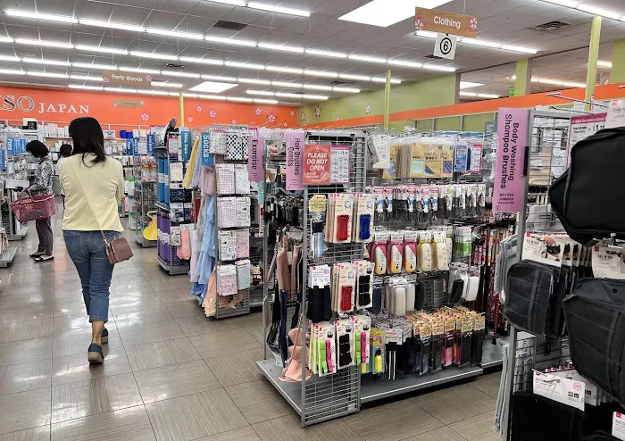 Daiso - Japanese Household Goods 6
