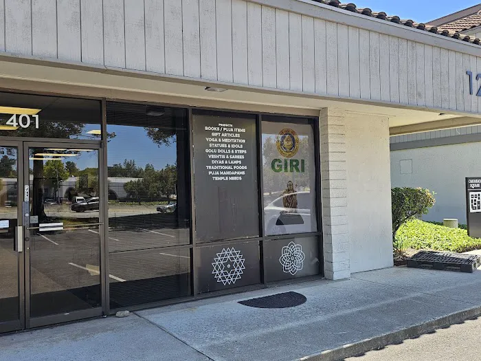 GIRI - Giri Trading Agency 1