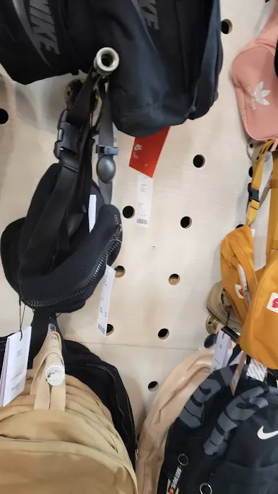 Urban Outfitters 6