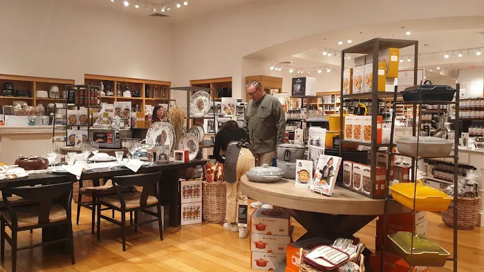 Williams-Sonoma 7