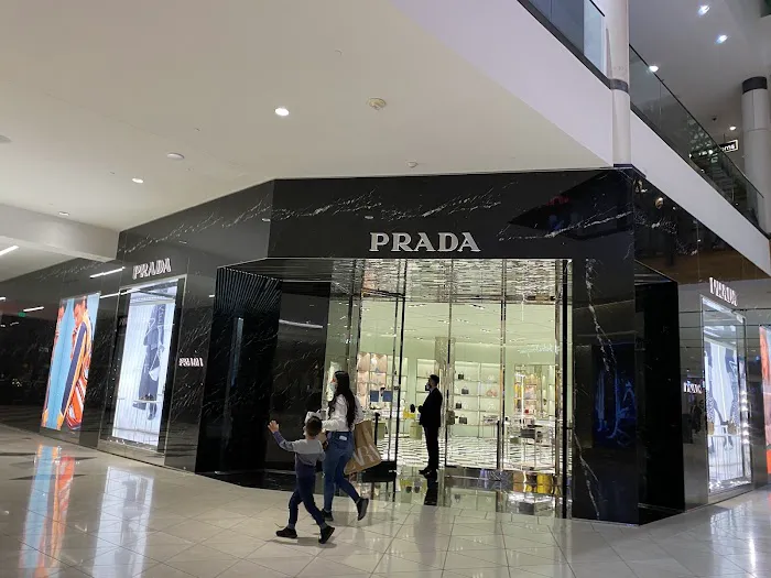Prada San Josè Valley Fair Mall 0