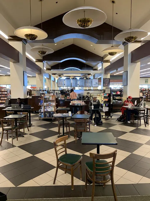 Barnes & Noble 3