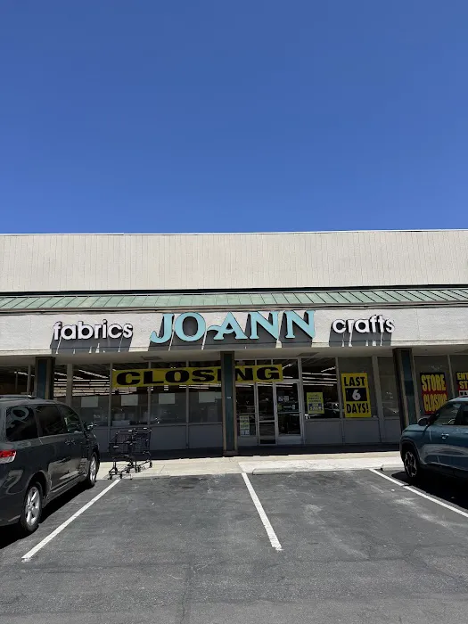 JOANN Fabric and Crafts 1