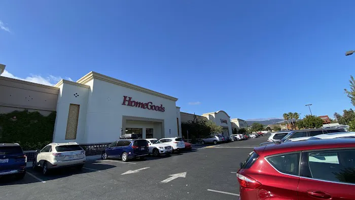 T.J. Maxx & HomeGoods 2