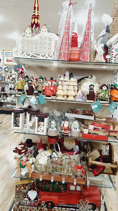 T.J. Maxx & HomeGoods 7