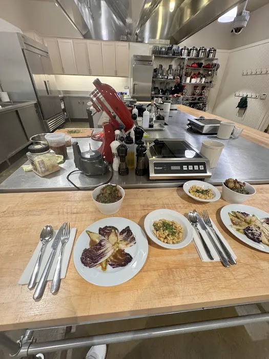 Sur La Table 8