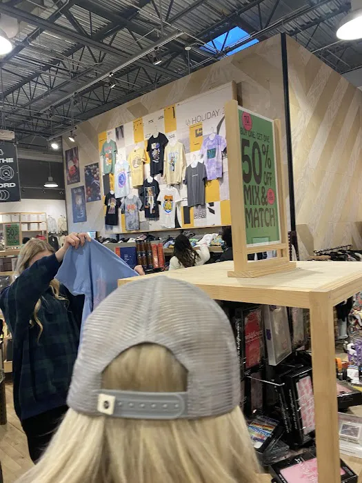 Urban Outfitters 3
