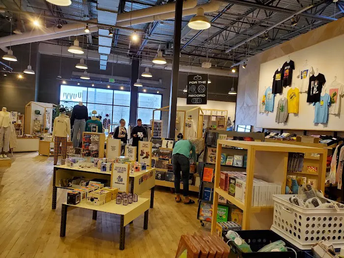 Urban Outfitters 7