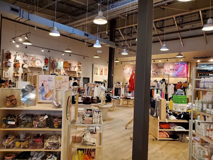 Urban Outfitters 5