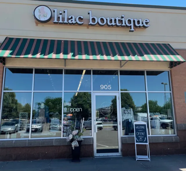Lilac Boutique 0