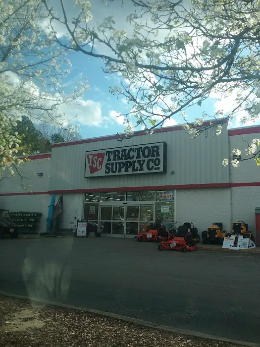 Tractor Supply Co. 0