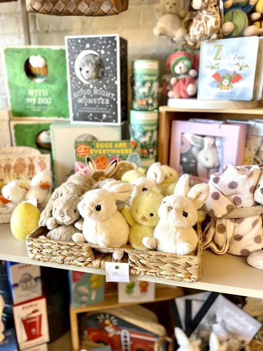 Nella Roo's Boutique 8