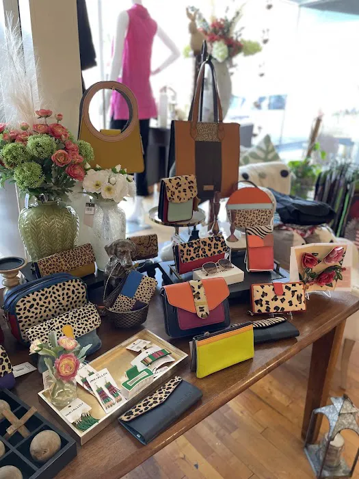 Nella Roo's Boutique 4