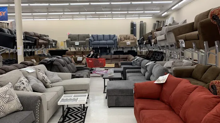 Roses Discount Store 6