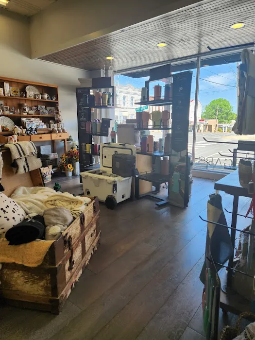 The Hub on Main 9
