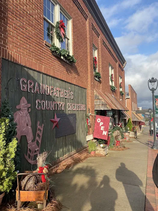 Grandfather's Country Creations - Clarksville, VA 5