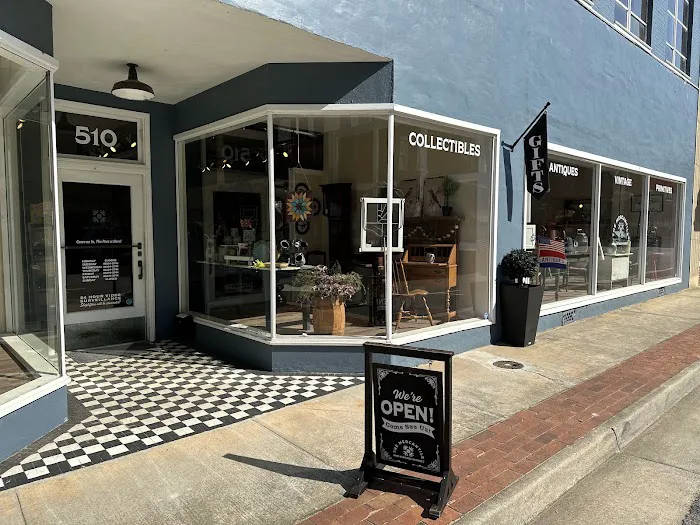 The Mercantile and Vintage Market 8