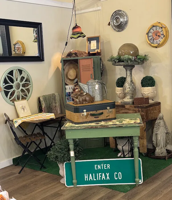 The Mercantile and Vintage Market 9