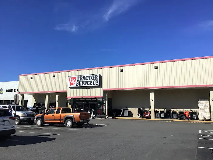 Tractor Supply Co. 0