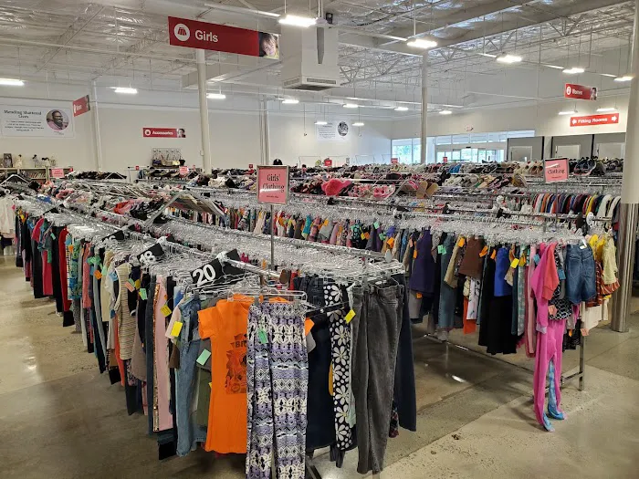 Durham Rescue Mission Thrift Store Roxboro 8