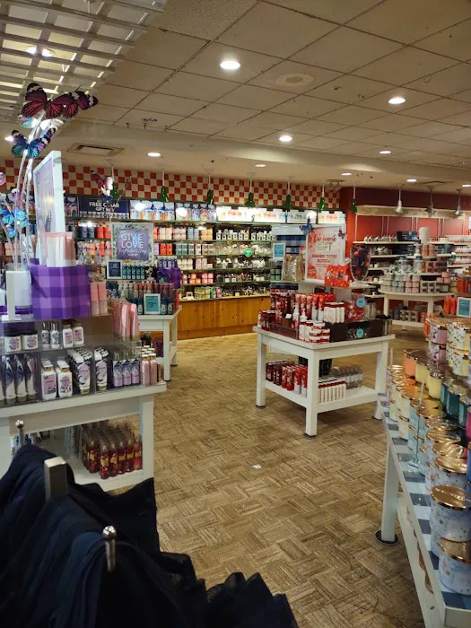 Bath & Body Works 4