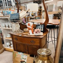 Dan River Antiques ico
