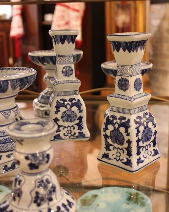 Chestnut Lane Antiques & Interiors 3