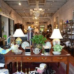Chestnut Lane Antiques & Interiors ico