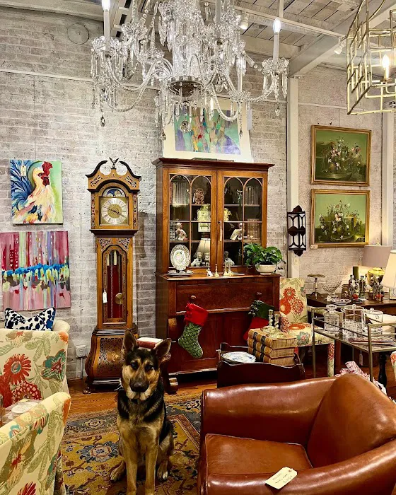 Chestnut Lane Antiques & Interiors 5