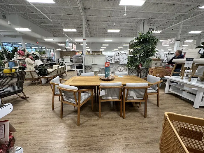 HomeGoods 4