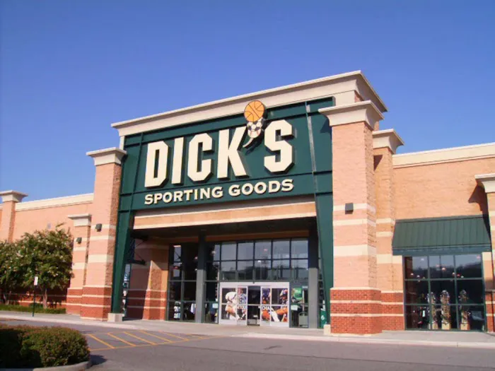 DICK'S Sporting Goods 8