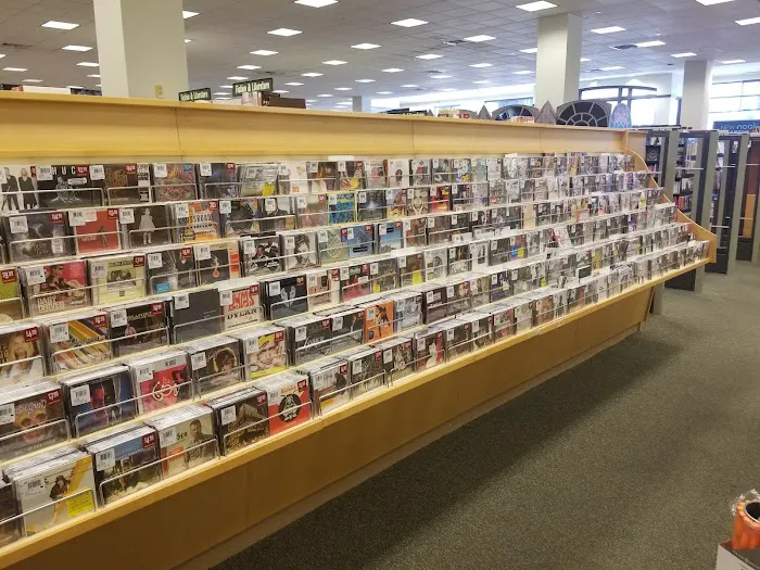Barnes & Noble 6