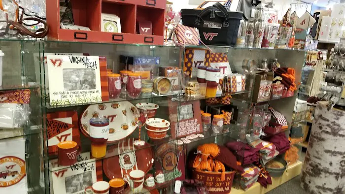 Dee's Hallmark Shop 1
