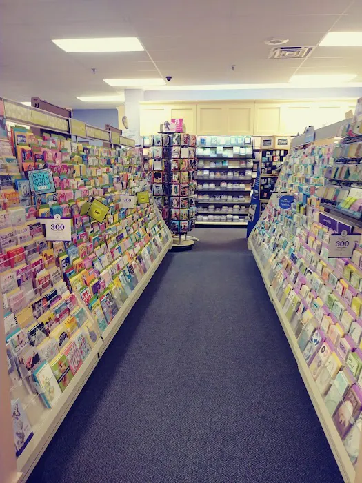 Dee's Hallmark Shop 9